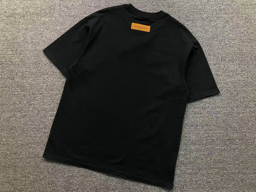 Louis Vuitton 138 L⭐ T-SHIRT 22032121125 (Im 170Cm 60Kg I Wear Size M In The Phot) - Image 11