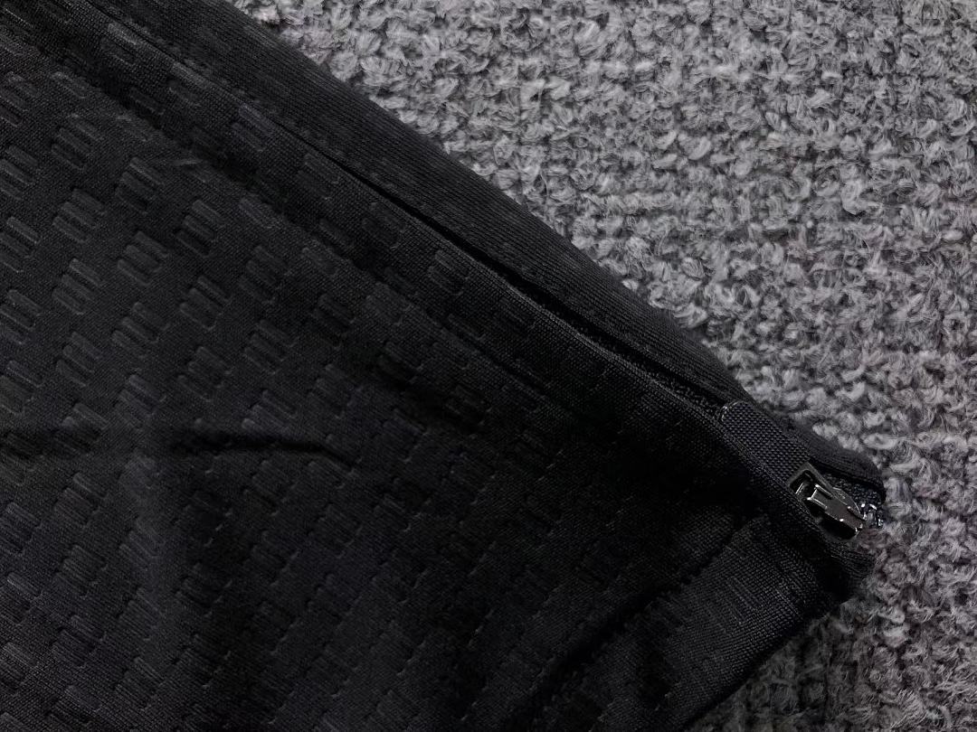 Chanel 135 FOOTBALL LONG SLEEVED TROUSERS - Image 25