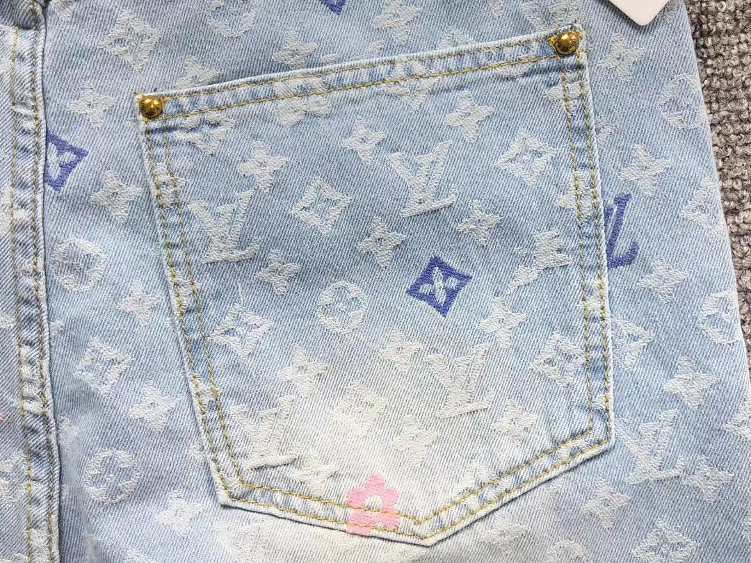 Louis Vuitton 195 L⭐ - Image 13