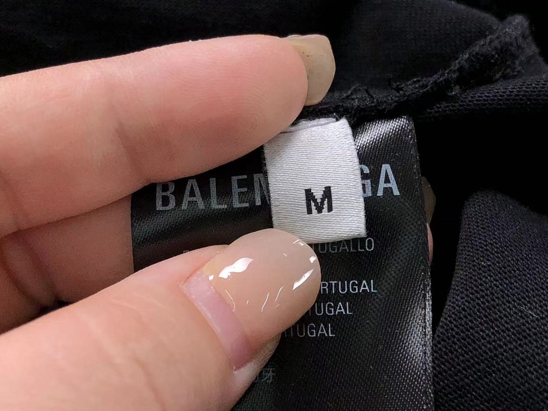Balenciaga 168 B⭐L⭐⭐⭐IA⭐A T-SHIRT 2203182205 (Im 170Cm 60Kg I Wear Size M In The Phot) - Image 15