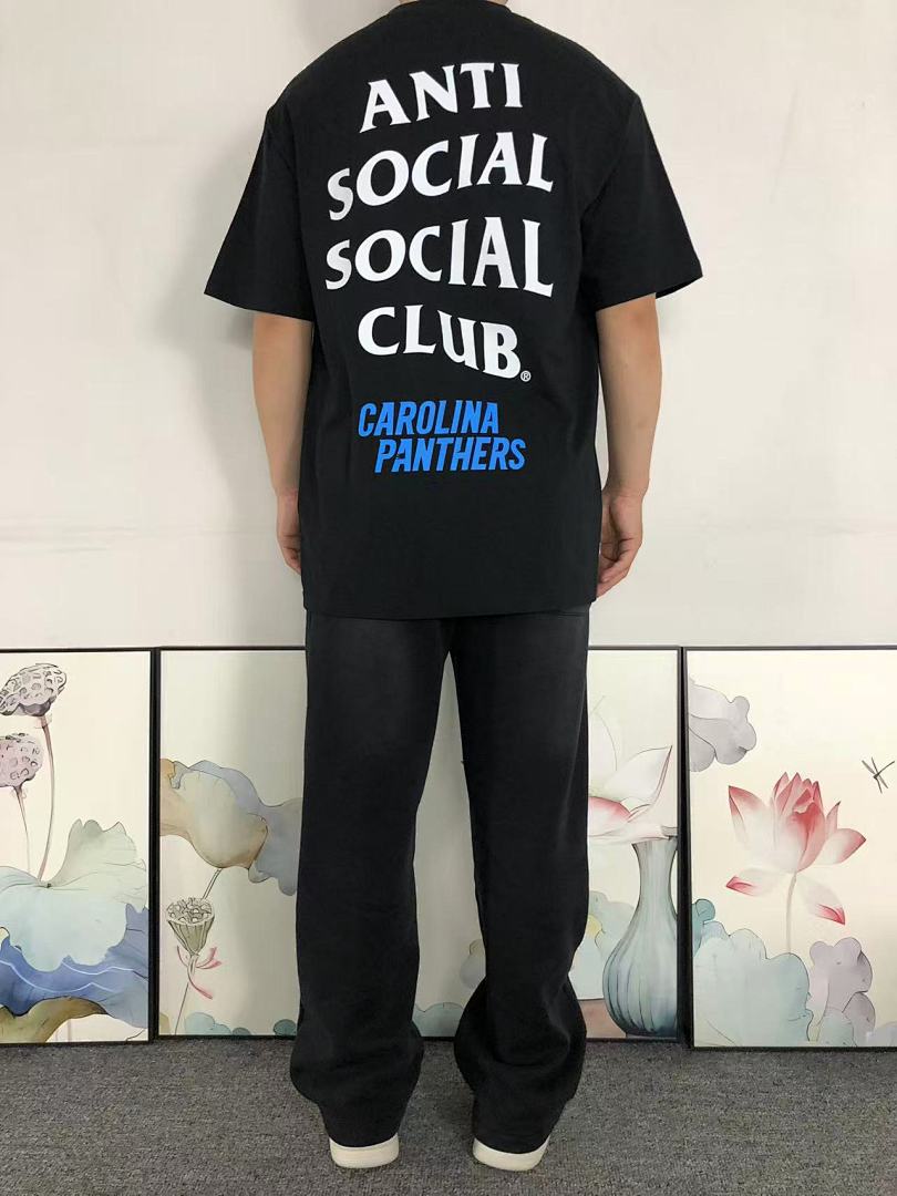 Christian Louboutin 85 ANTI SOCIAL CLUB T-SHIRT 123131502 (Im 170Cm 60Kg I Wear Size L In The Phot) - Image 4