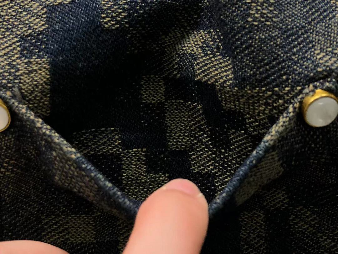 Louis Vuitton TROUSERS 355 L⭐ - Image 16