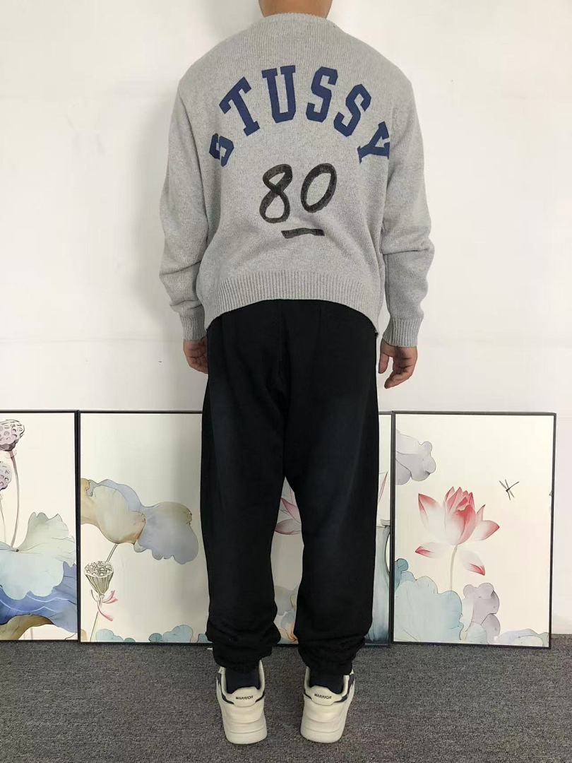 Stussy 185 STUSSY SWEATER 21110539001 (Im 170Cm 60Kg I Wear Size M In The Phot) - Image 4