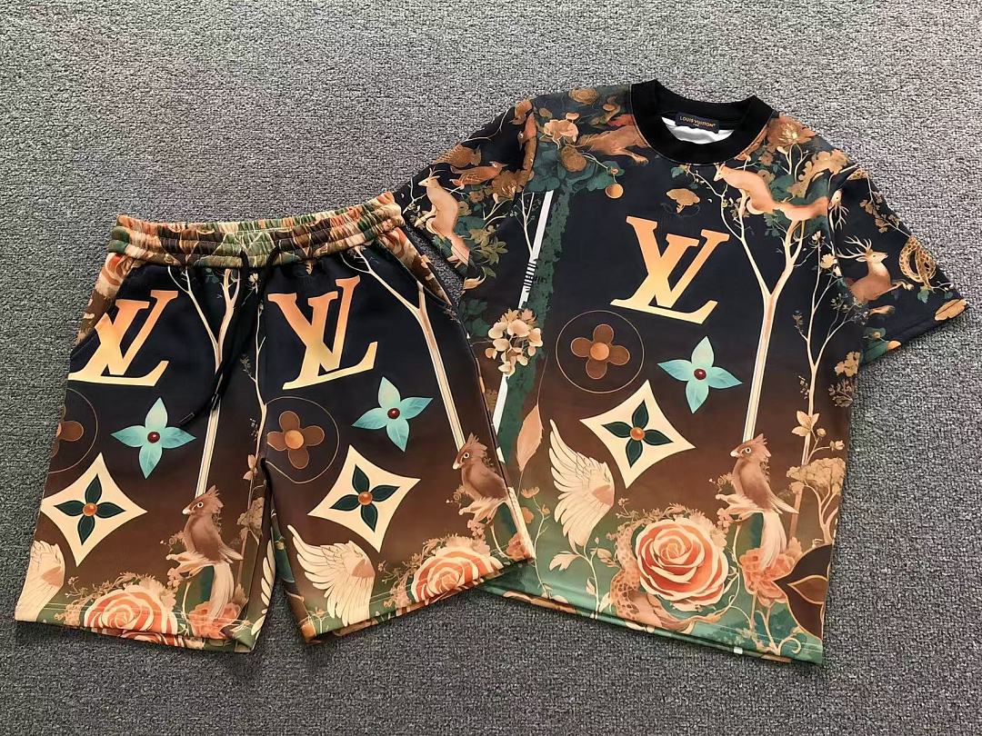 Louis Vuitton SHORTS175 L⭐ T-SHIRT SHORTS 22050511125 (Im 170Cm 60Kg I Wear Size S In The Phot) - Image 6