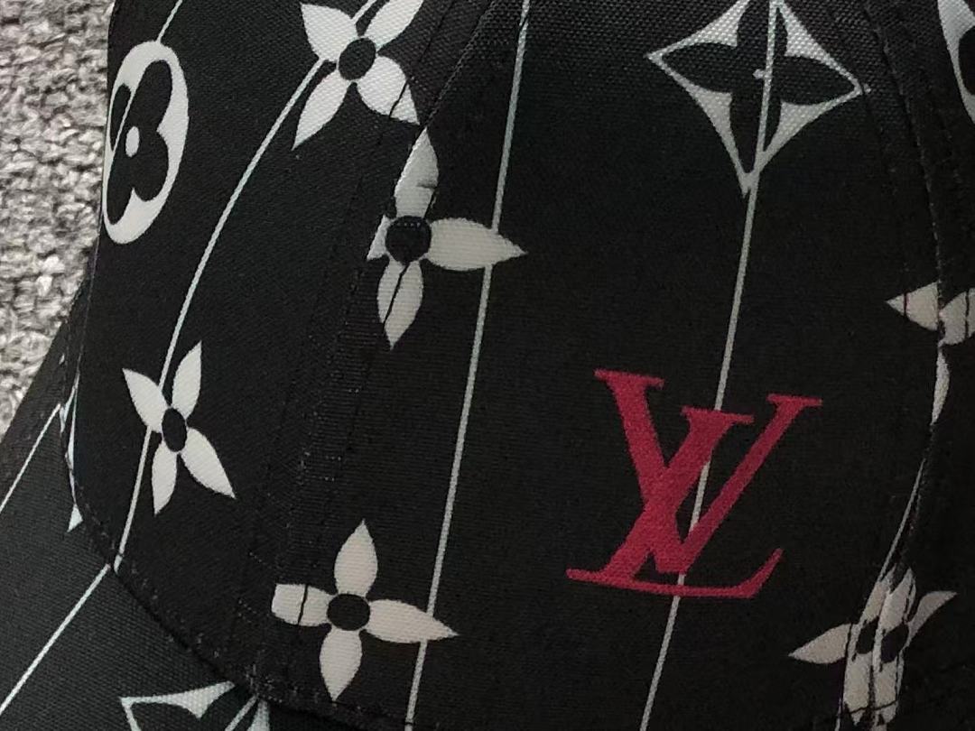 Louis Vuitton 68 L⭐ - Image 23