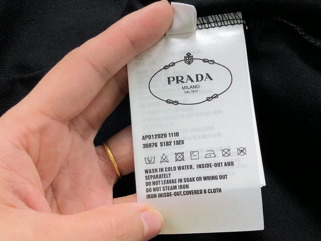 Prada 165 P⭐A⭐A T-SHIRT 2203274105 (Im 170Cm 60Kg I Wear Size M In The Phot) - Image 19