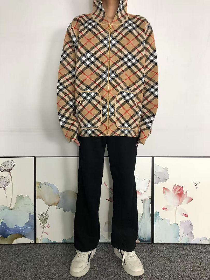Burberry 628 B⭐R⭐E⭐RY SWEATER 5208241305 (Im 170Cm 60Kg I Wear Size M In The Phot) - Image 3