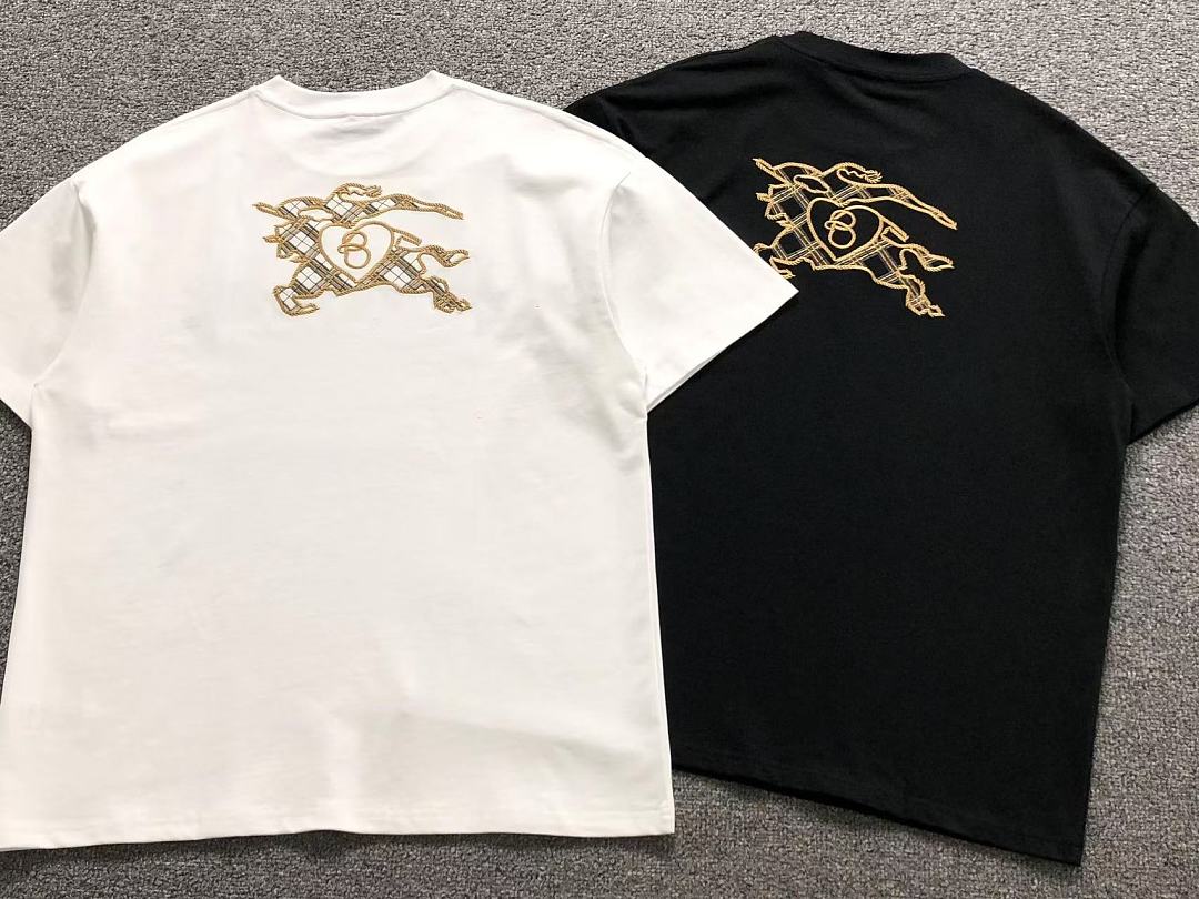 Burberry 135 B⭐R⭐E⭐RY T-SHIRT - Image 4
