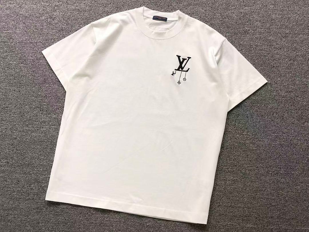 Louis Vuitton 108 L⭐ T-SHIRT 42013106133 (Im 170Cm 60Kg I Wear Size 2XL In The Phot) - Image 7
