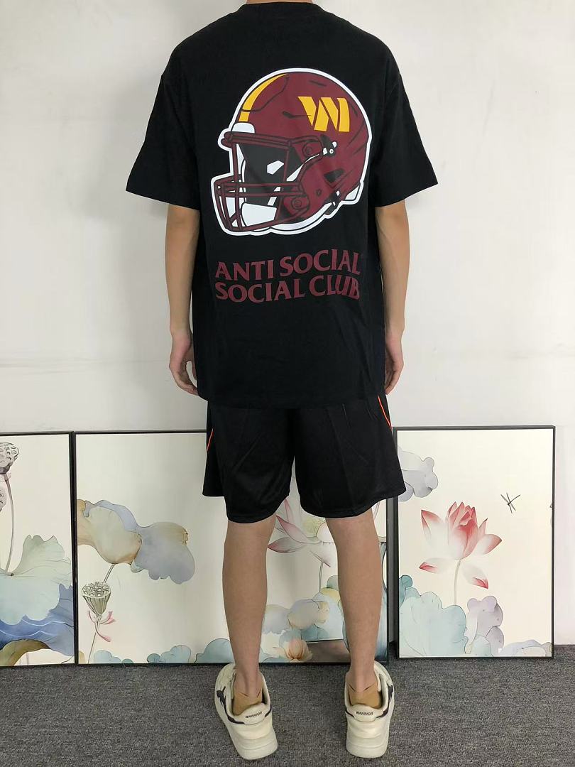 Christian Louboutin 88 ANTI SOCIAL CLUB T-SHIRT 3206212002 (Im 170Cm 60Kg I Wear Size L In The Phot) - Image 4