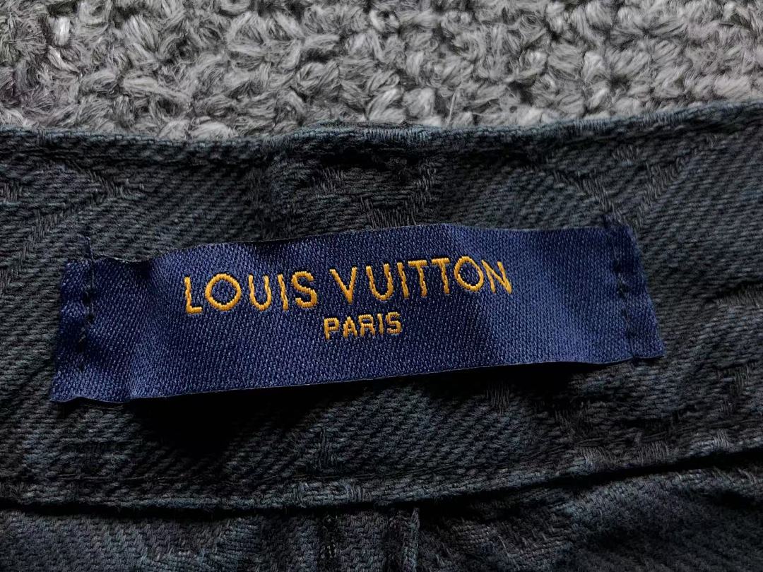 Louis Vuitton 215 L⭐ TROUSERS 504101917 (Im 170Cm 60Kg I Wear Size M In The Phot) - Image 21