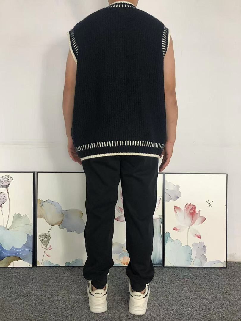 We11done 138 WE11 ⭐⭐NE SWEATER VEST 3109170517 (Im 170Cm 60Kg I Wear Size S In The Phot) - Image 4