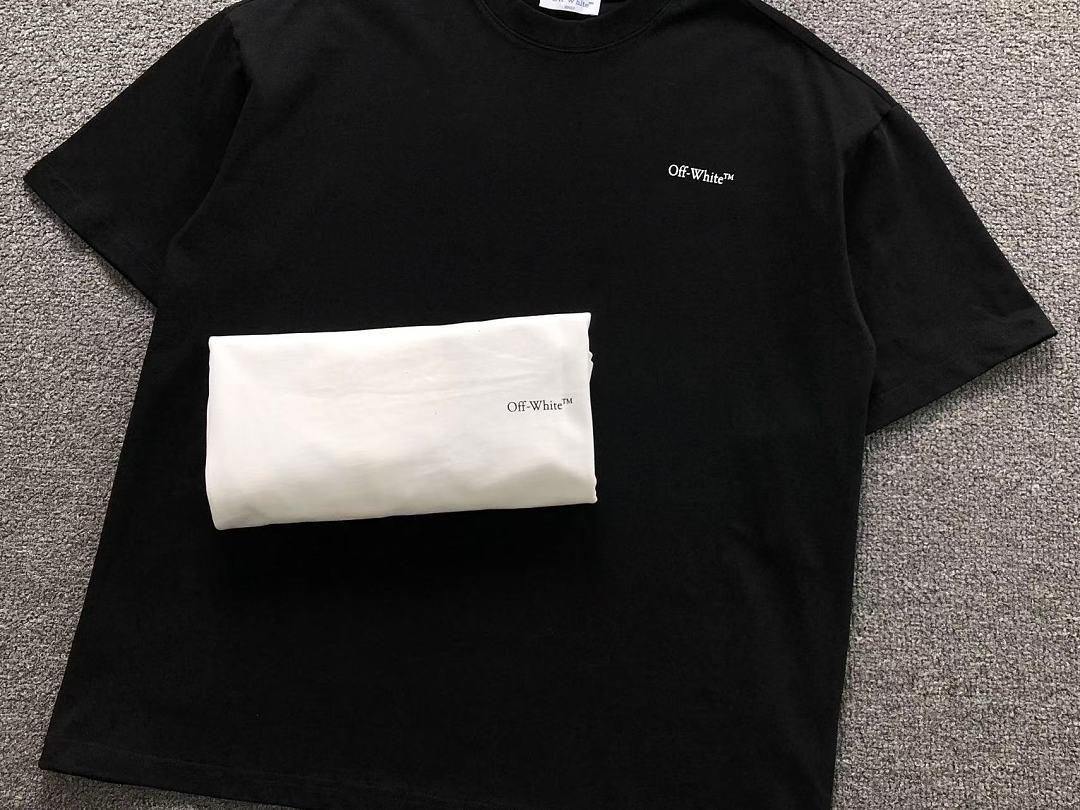 Off-White 115 OFF-WHITE T-SHIRT 42051436165 (Im 170Cm 60Kg I Wear Size XS In The Phot) - Image 16