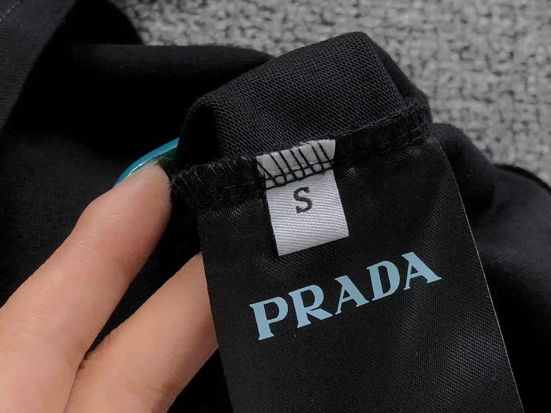 Prada 138 P⭐A⭐A T-SHIRT 22032010001 (Im 170Cm 60Kg I Wear Size S In The Phot) - Image 20