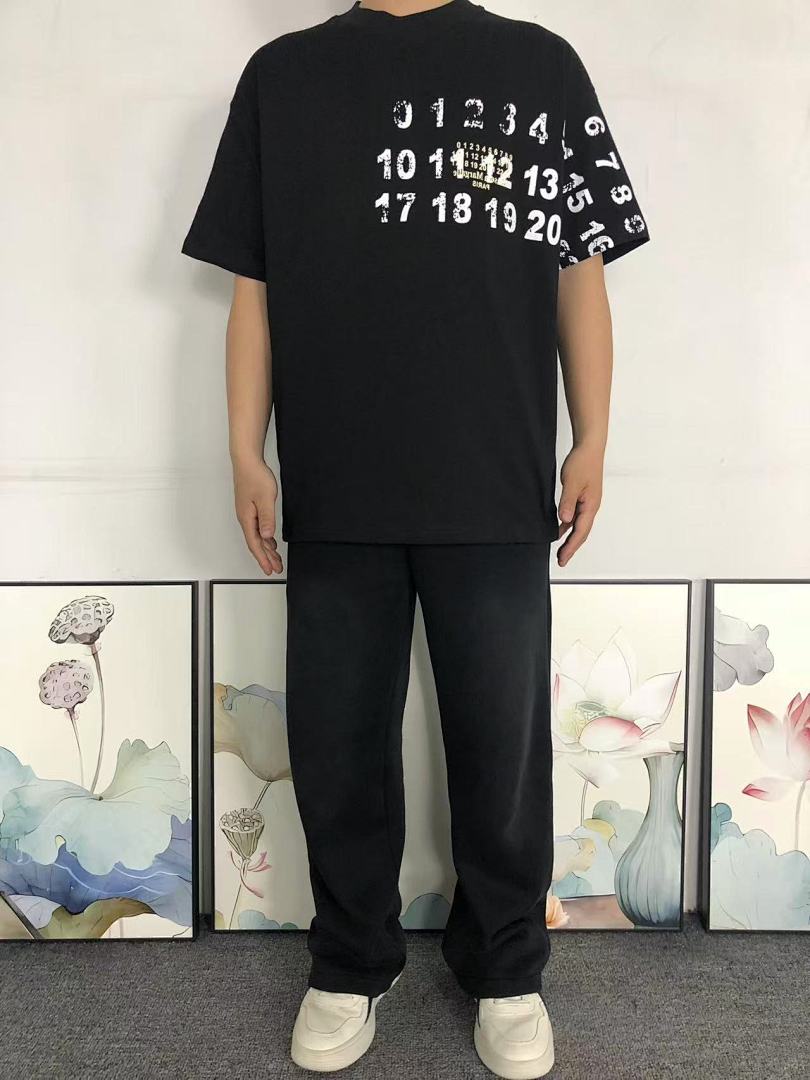 On Running 85 MAISON MARGIELA T-SHIRT 42012414162 (Im 170Cm 60Kg I Wear Size S In The Phot) - Image 3
