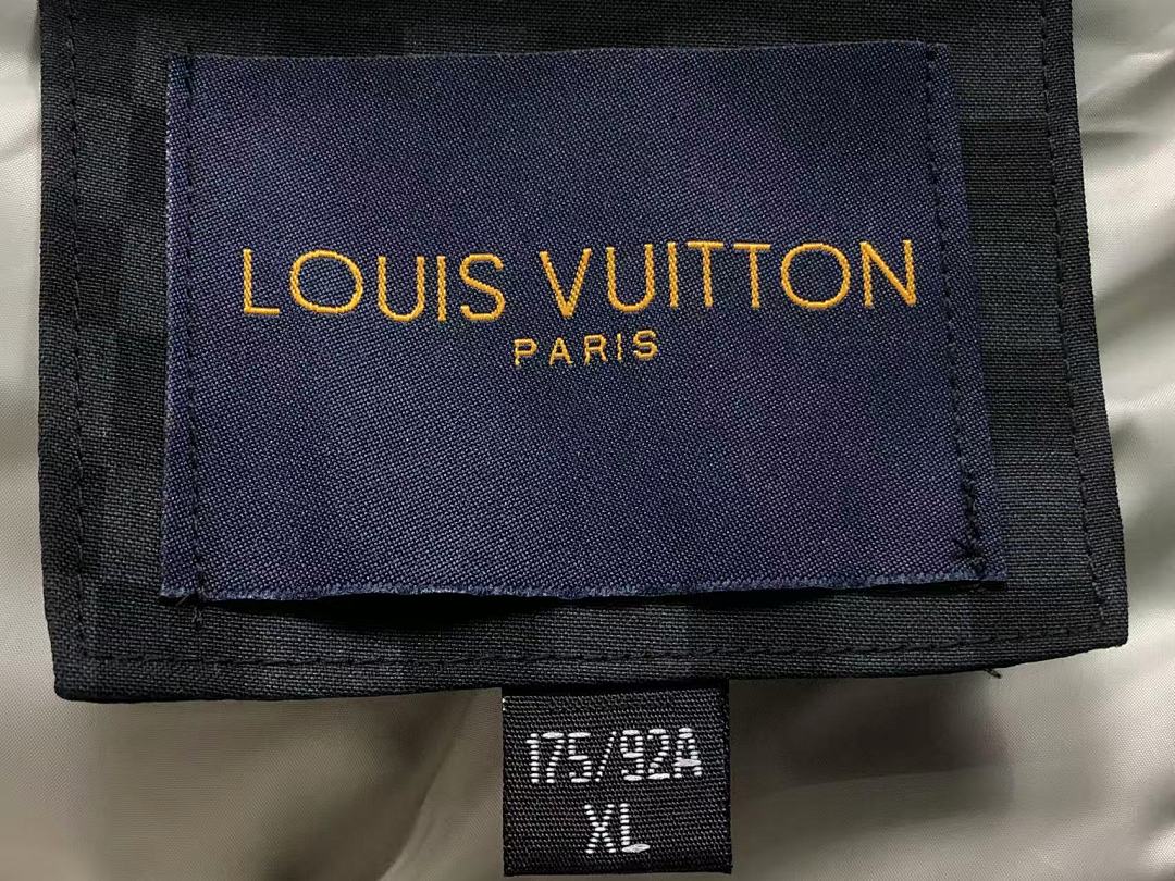 Louis Vuitton 398 L⭐ DOWN JACKETS 3110293720 (Im 170Cm 60Kg I Wear Size XL In The Phot) - Image 24