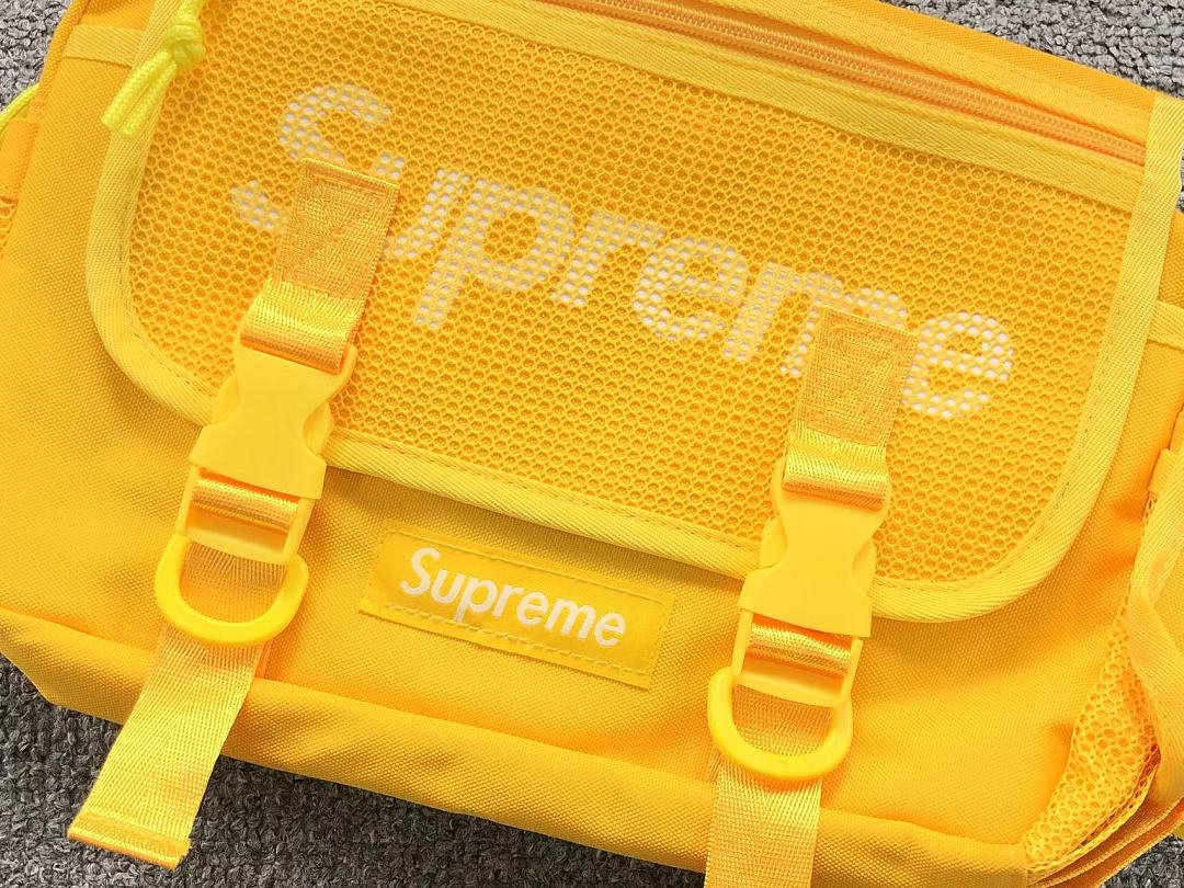Supreme 125 S⭐⭐R⭐⭐E BAG 22051402172 (Long 32CM* Wide 6CM* High 22CM) - Image 13