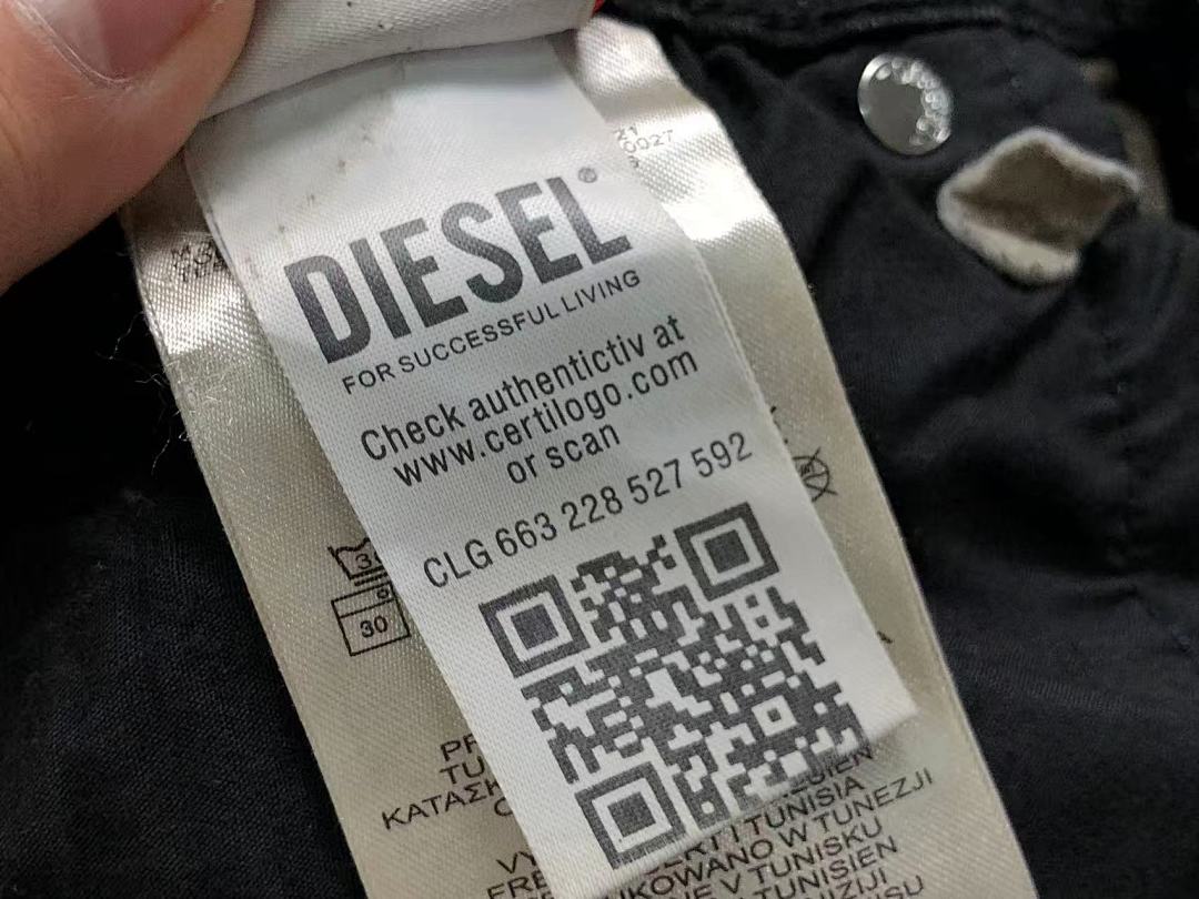 Diesel 225 DIESEL - Image 32