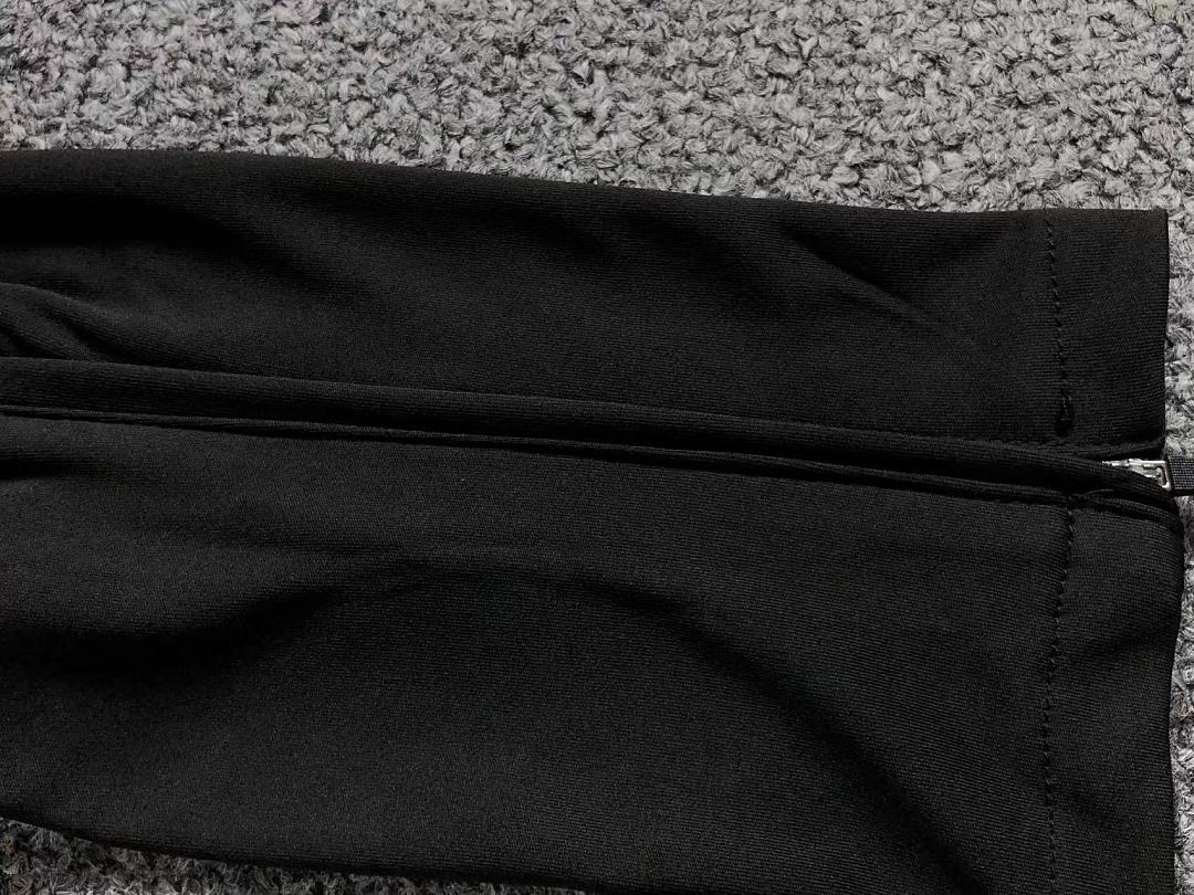 Chanel 135 FOOTBALL LONG SLEEVED TROUSERS - Image 28