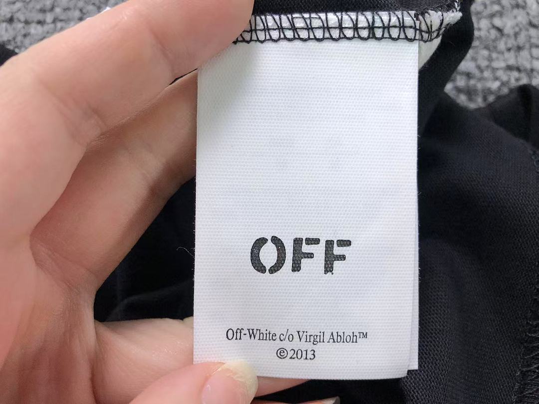 Off-White 105 OFF-WHITE T-SHIRT 5208010619 (Im 170Cm 60Kg I Wear Size M In The Phot) - Image 24