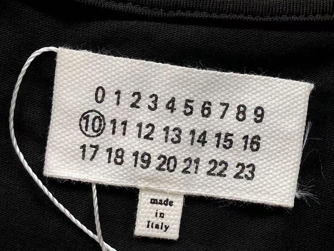 On Running 78 MAISON MARGIELA T-SHIRT 4107053086 (Im 170Cm 60Kg I Wear Size 46 In The Phot) - Image 20