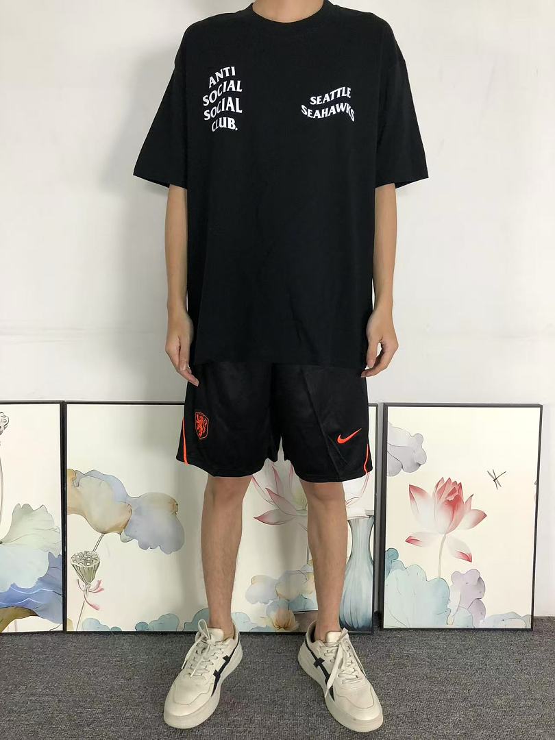 Christian Louboutin 88 ANTI SOCIAL CLUB T-SHIRT 3206213002 (Im 170Cm 60Kg I Wear Size M In The Phot) - Image 3