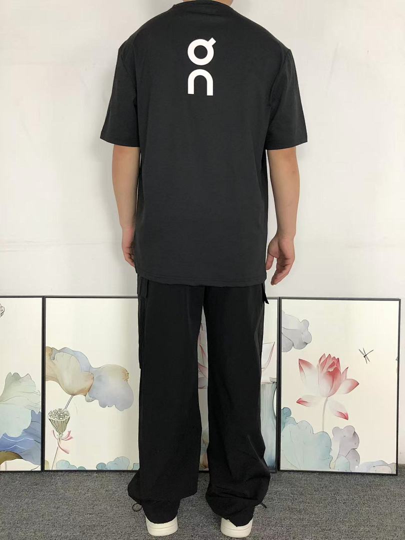 On Running 115 ON T-SHIRT 2201292104 (Im 170Cm 60Kg I Wear Size L In The Phot) - Image 4
