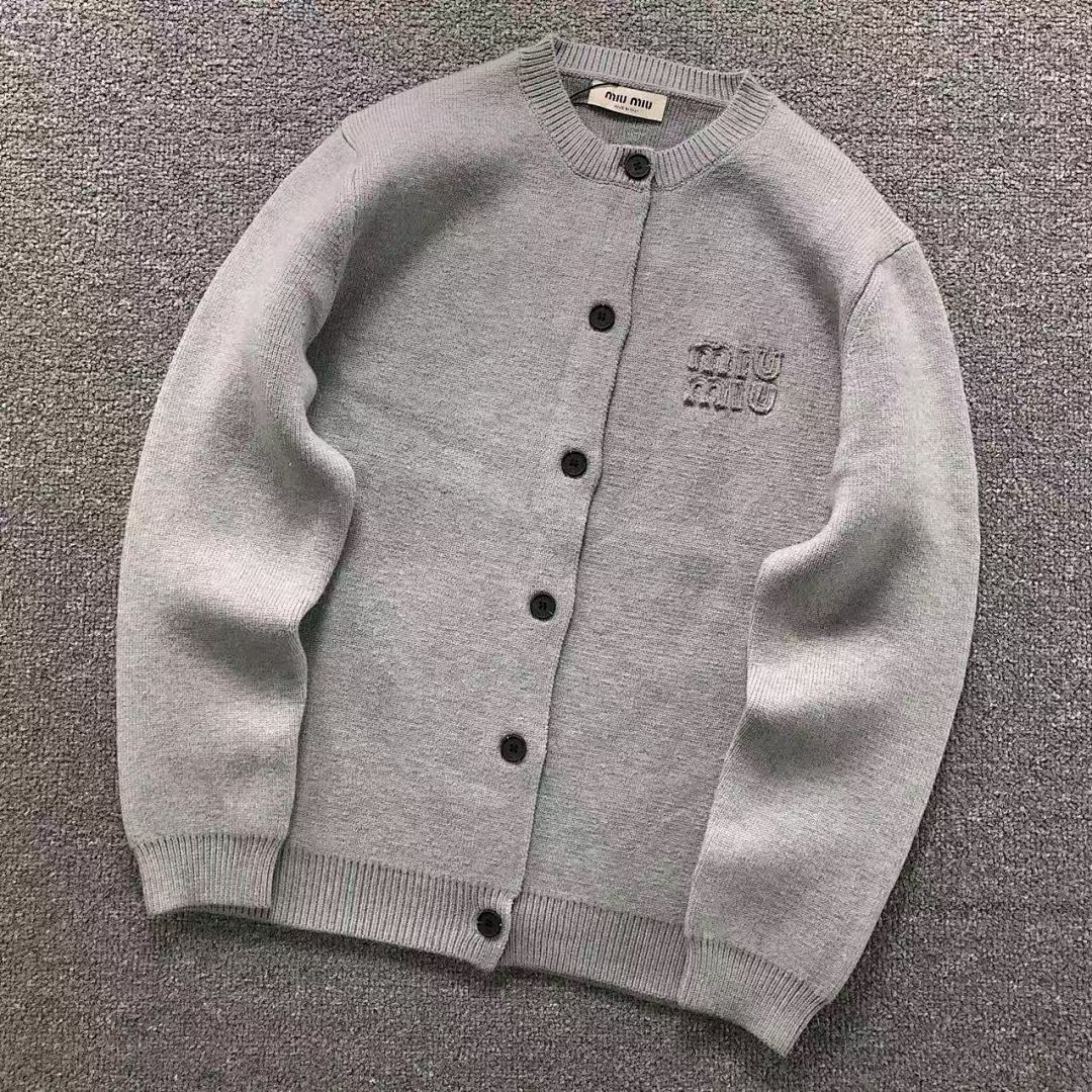 Miu Miu 258 M⭐U SWEATER 5101506136 (Im 170Cm 60Kg I Wear Size S In The Phot), photo 1