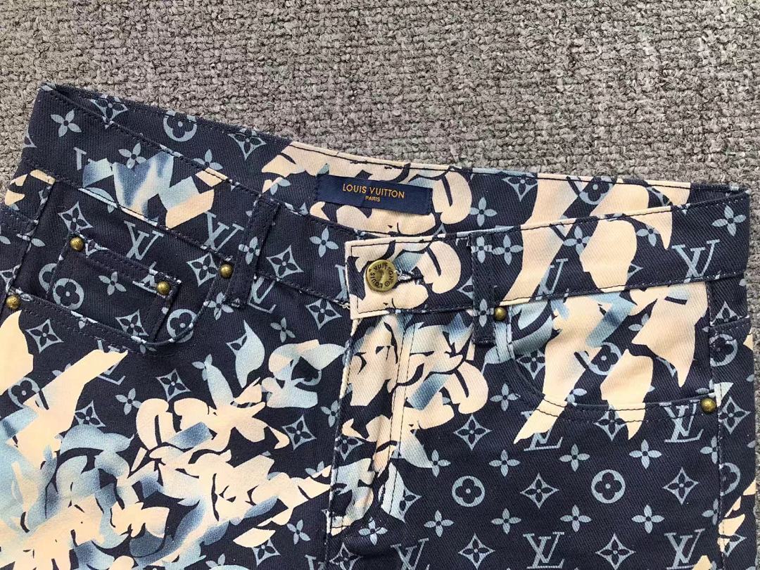 Louis Vuitton 228 L⭐ - Image 15