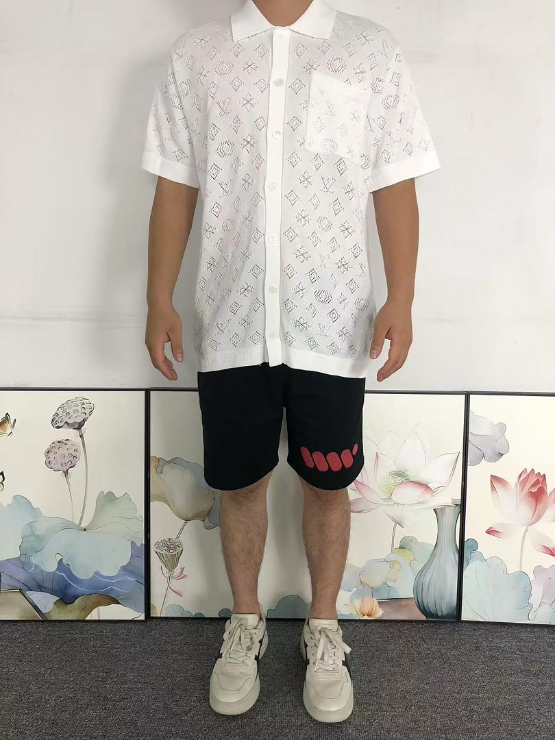 Louis Vuitton 195 L⭐ T-SHIRT 22071022125 (Im 170Cm 60Kg I Wear Size S In The Phot) - Image 3