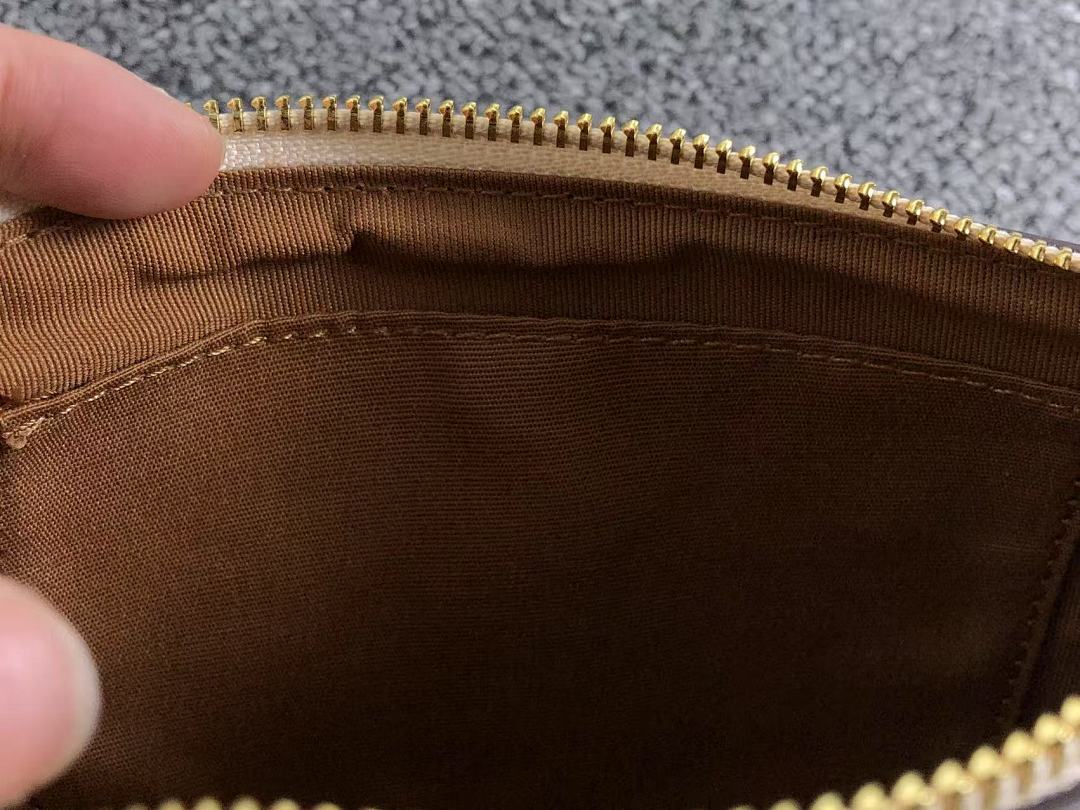 Coach 135 C⭐A⭐H BAG 4105051575 (Long 19CM* Wide 5CM*12CM) - Image 18