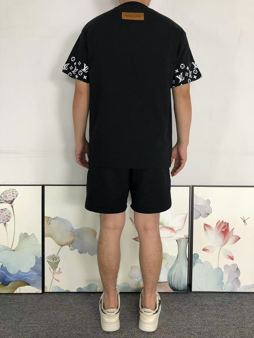 Louis Vuitton 125 L⭐ T-SHIRT 2208032215 (Im 170Cm 60Kg I Wear Size S In The Phot) - Image 4