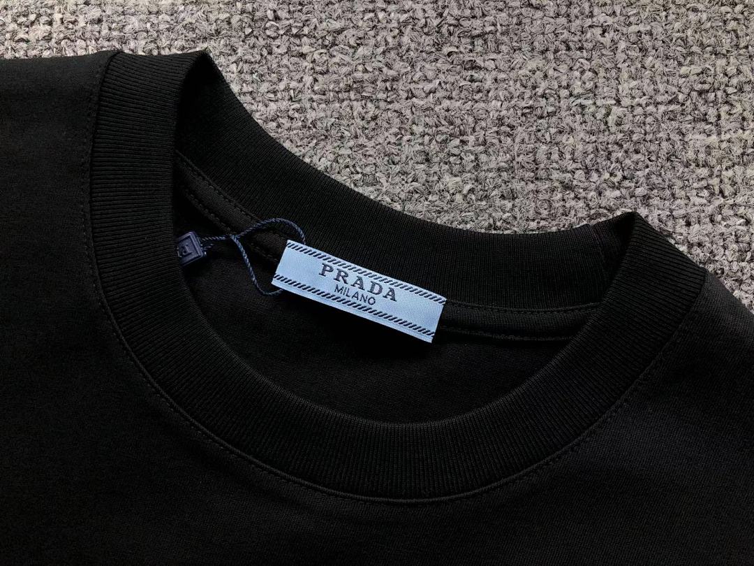 Prada 128 P⭐A⭐A T-SHIRT 211171321 (Im 170Cm 57Kg I Wear Size M In The Phot) - Image 15