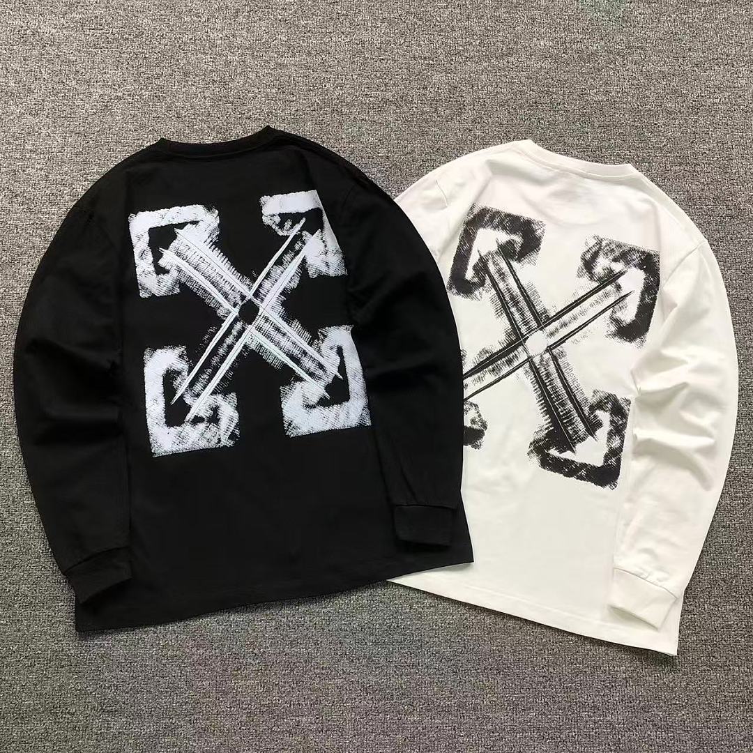 Off-White 129 OFF-WHITE LONG SLEEVED 3207302021 (Im 170Cm 60Kg I Wear Size M In The Phot)