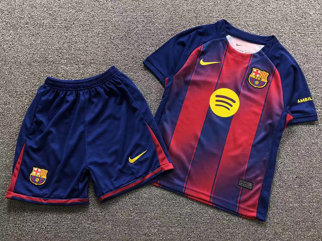 Chanel 75 FOOTBALL CHILD SHORTS T-SHIRT - Image 4