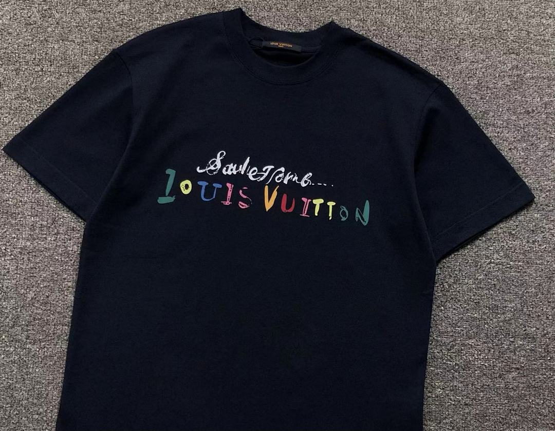Louis Vuitton 115 L⭐ T-SHIRT 5122501147 (Im 170Cm 60Kg I Wear Size M In The Phot) - Image 10