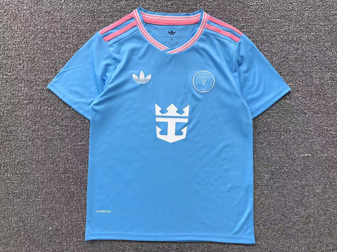 Unbranded 69 FOOTBALL T-SHIRT - Image 6
