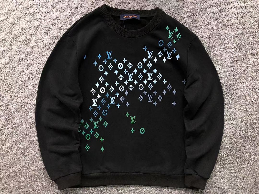 Louis Vuitton 208 L⭐ HOODIE 2122625001 (Im 170Cm 57Kg I Wear Size M In The Phot) - Image 13
