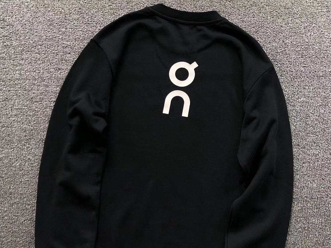 On Running 129 ON HOODIE 12961230 (Im 170Cm 60Kg I Wear Size M In The Phot) - Image 18