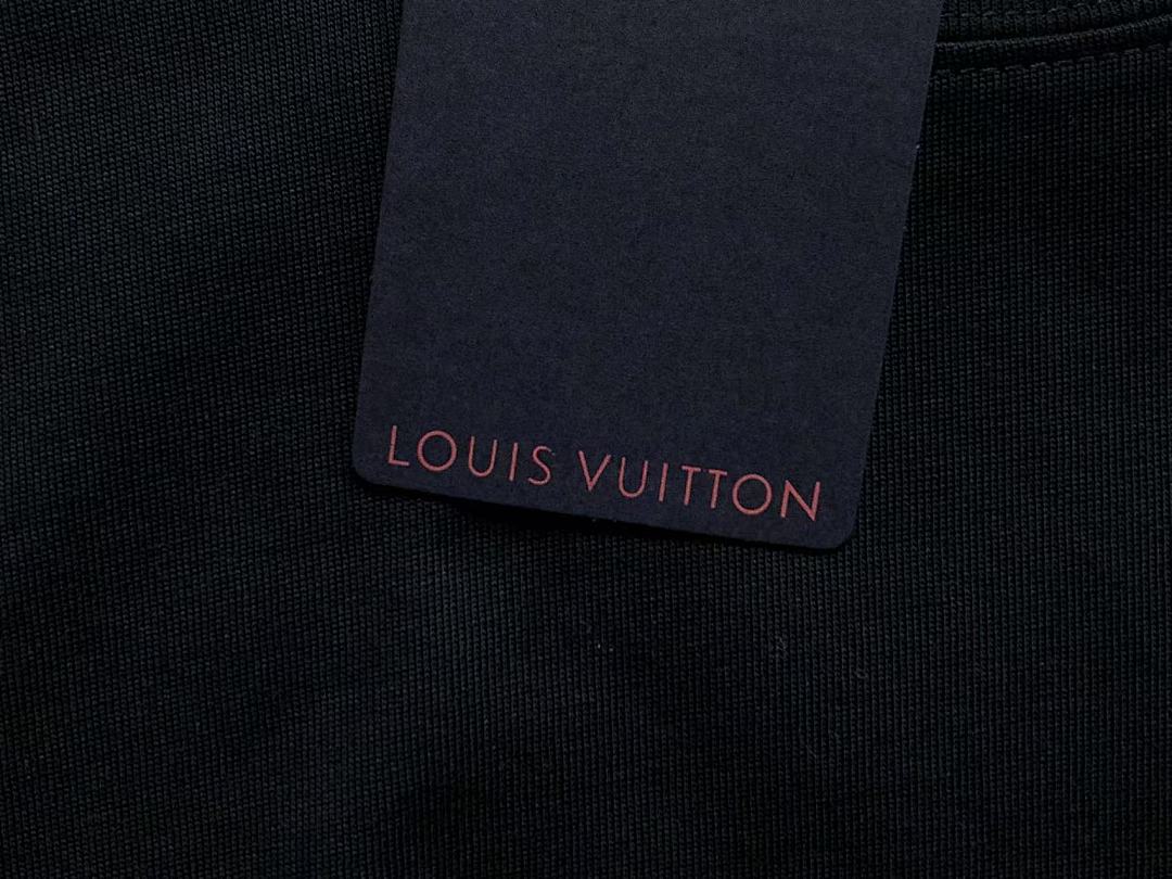 Louis Vuitton 115 L⭐ T-SHIRT 3201215621 (Im 170Cm 60Kg I Wear Size M In The Phot) - Image 25