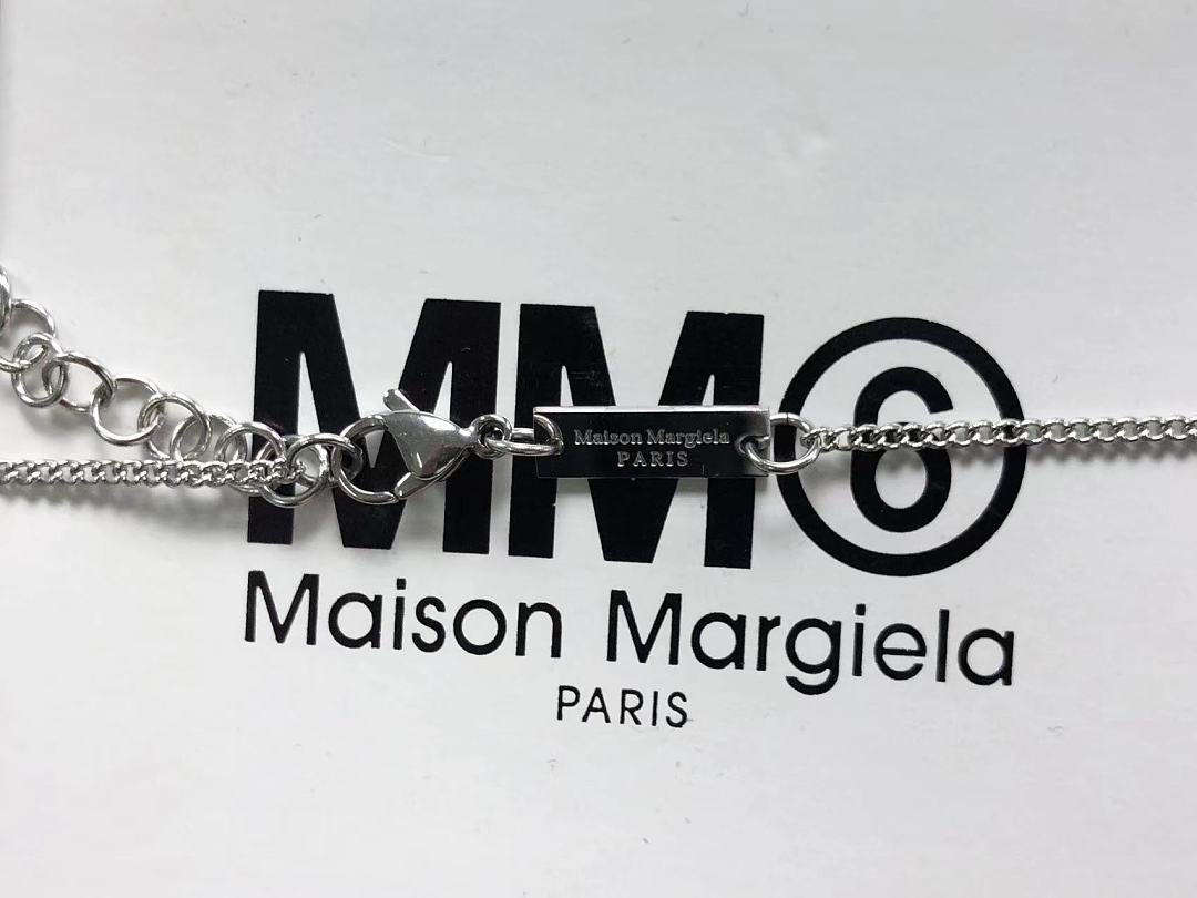 On Running 128 MAISON MARGIELA - Image 9
