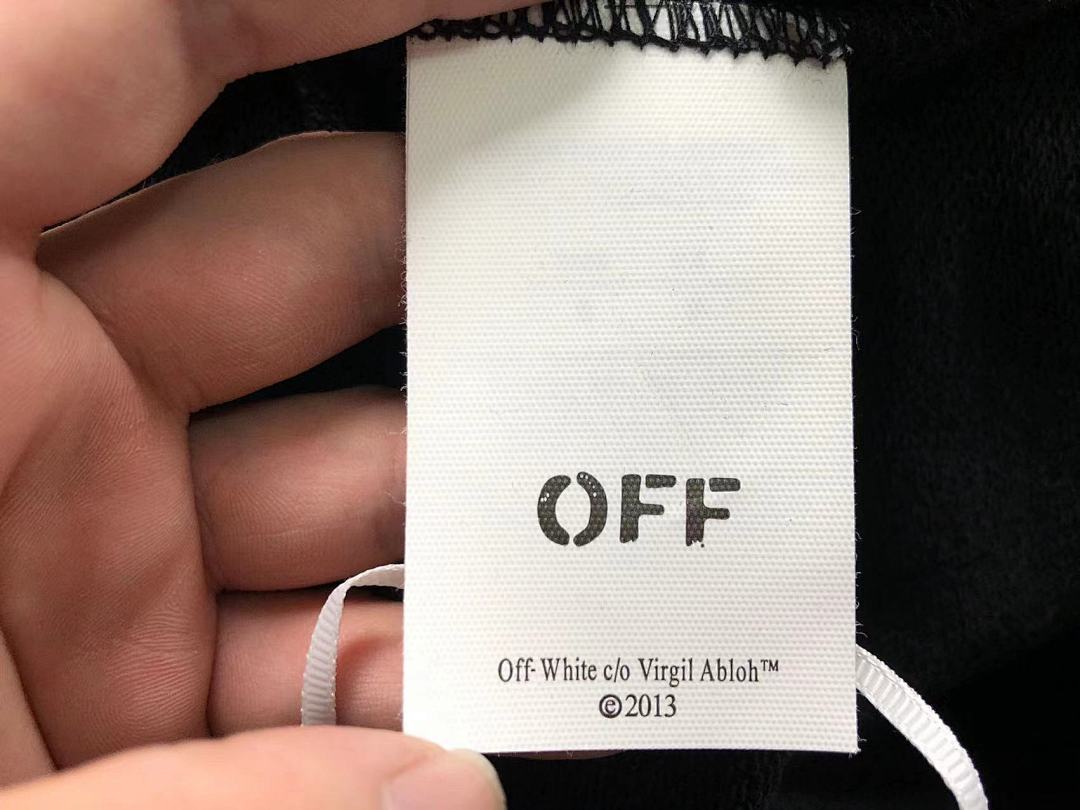 Off-White 208 OFF-WHITE (WHITE HOODIE) - Image 21