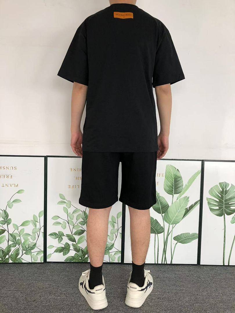 Louis Vuitton 115 L⭐ T-SHIRT 3103230920 (Im 170Cm 60Kg I Wear Size S In The Phot) - Image 4