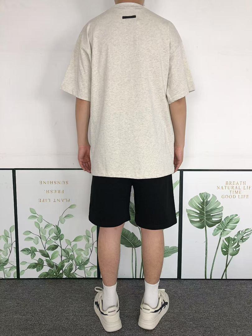 Fear of God 108 FOG T-SHIRT 404190417 (Im 170Cm 60Kg I Wear Size S In The Phot) - Image 4