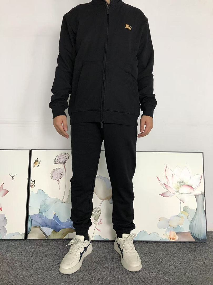 Burberry TROUSERS 158 B⭐R⭐E⭐RY HOODIE 3108202803 (Im 170Cm 60Kg I Wear Size M In The Phot) - Image 4