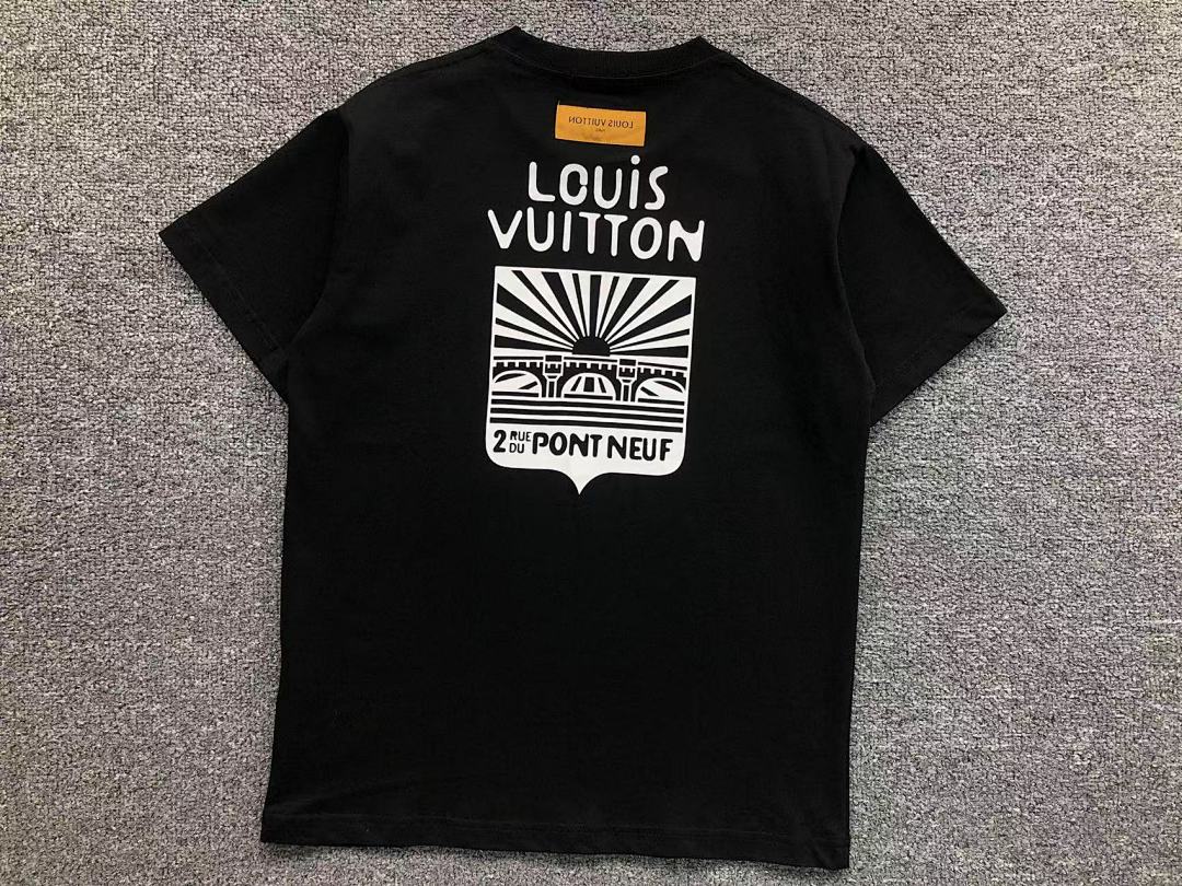 Louis Vuitton 108 L⭐ T-SHIRT 41061319126 (Im 170Cm 60Kg I Wear Size XS In The Phot) - Image 10