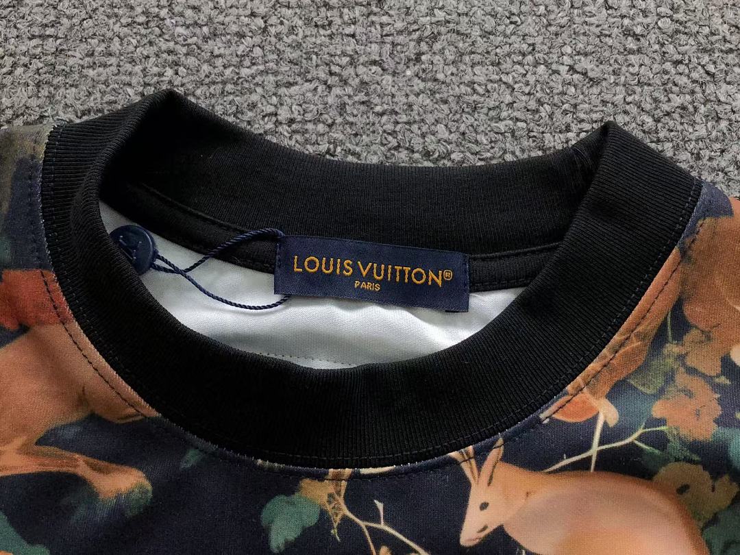 Louis Vuitton SHORTS175 L⭐ T-SHIRT SHORTS 22050511125 (Im 170Cm 60Kg I Wear Size S In The Phot) - Image 15