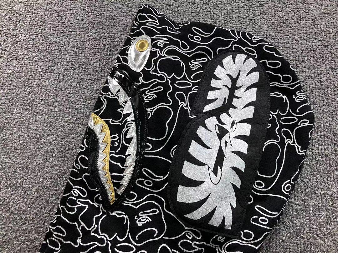 Bape 168 BAPE HOODIE 52070713158 (Im 170Cm 60Kg I Wear Size M In The Phot) - Image 16