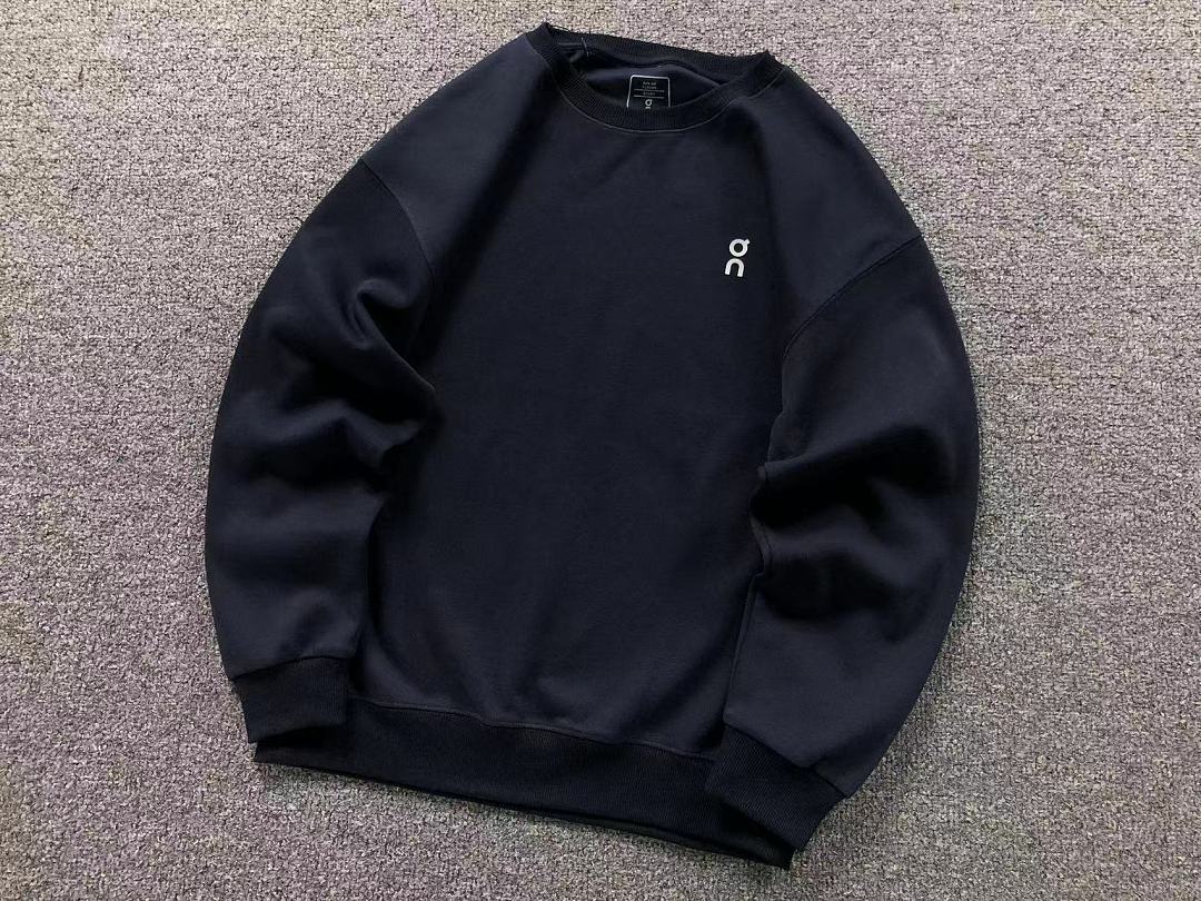 On Running 168 ON HOODIE 5207220104 (Im 170Cm 60Kg I Wear Size XL In The Phot) - Image 9