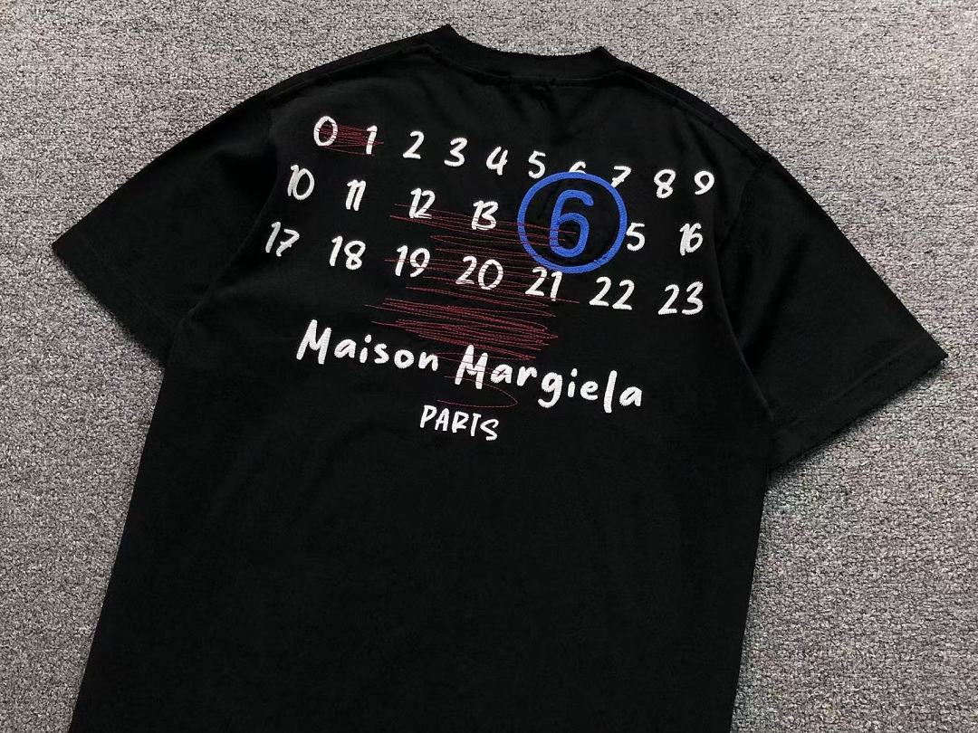 On Running 135 MAISON MARGIELA T-SHIRT 3205290321 (Im 170Cm 60Kg I Wear Size M In The Phot) - Image 15
